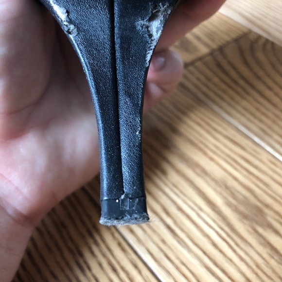 Black heels - Picture 4 of 5